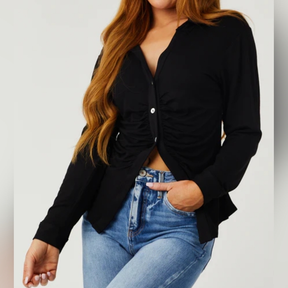 ZENANA Shelly Runched Button-Down LS‎ Top In Black Size Large NWOT (FM1)